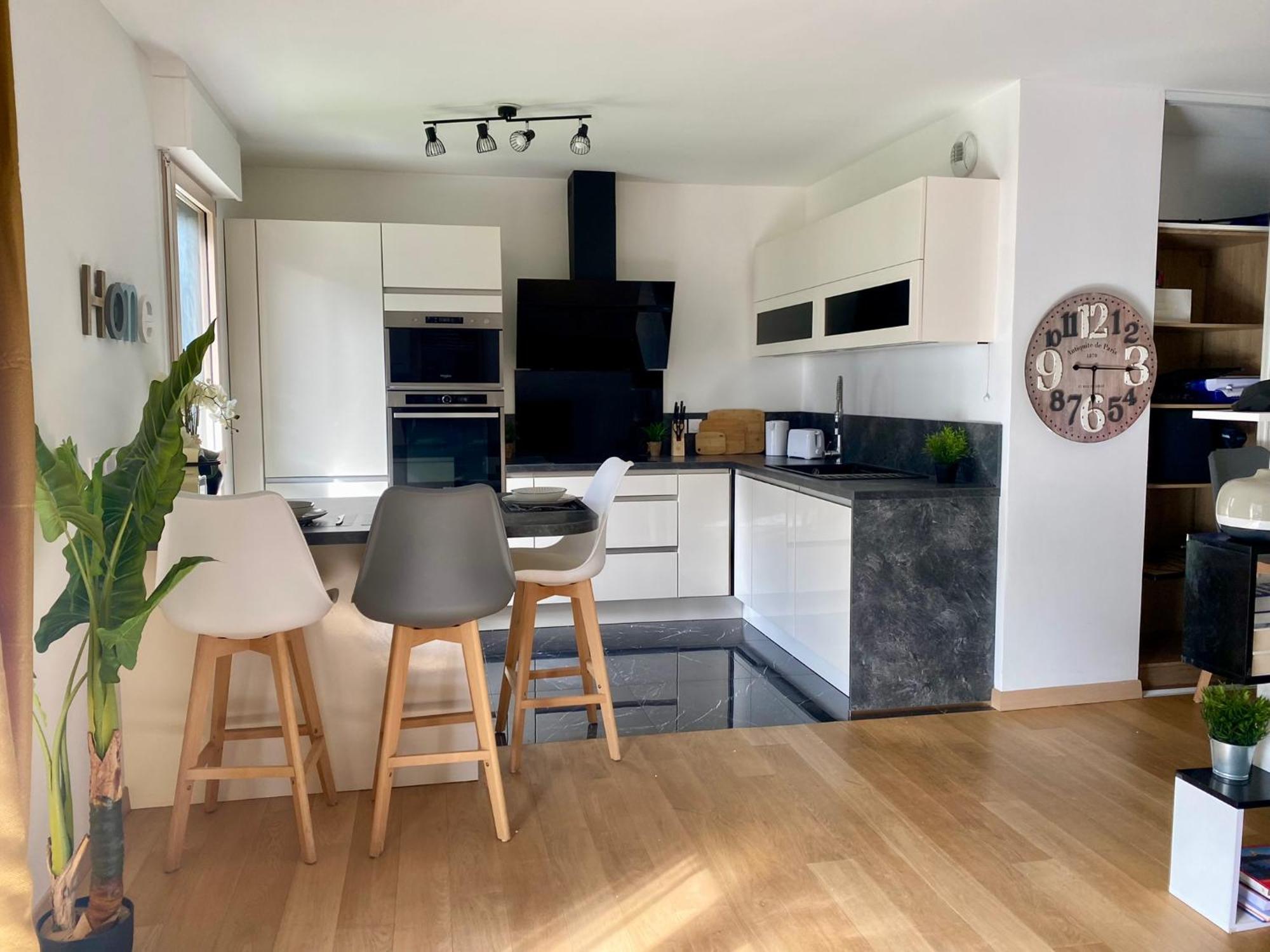 Loft Industriel A Cote De La Defense Apartman Nanterre Kültér fotó