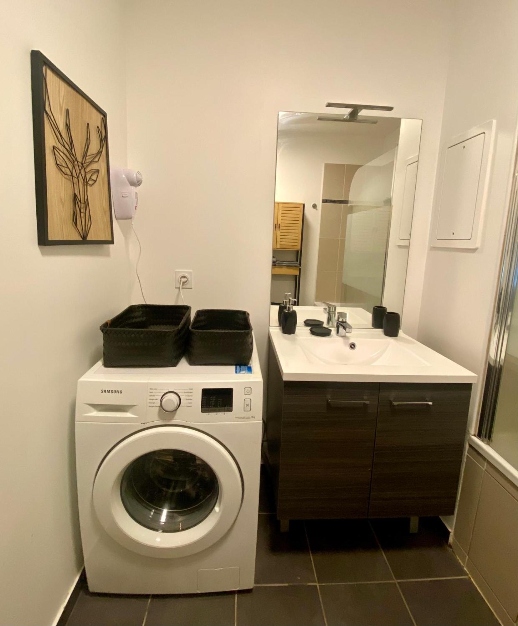 Loft Industriel A Cote De La Defense Apartman Nanterre Kültér fotó