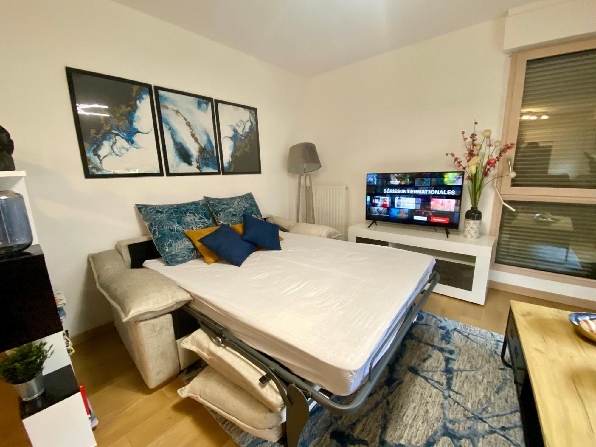 Loft Industriel A Cote De La Defense Apartman Nanterre Kültér fotó