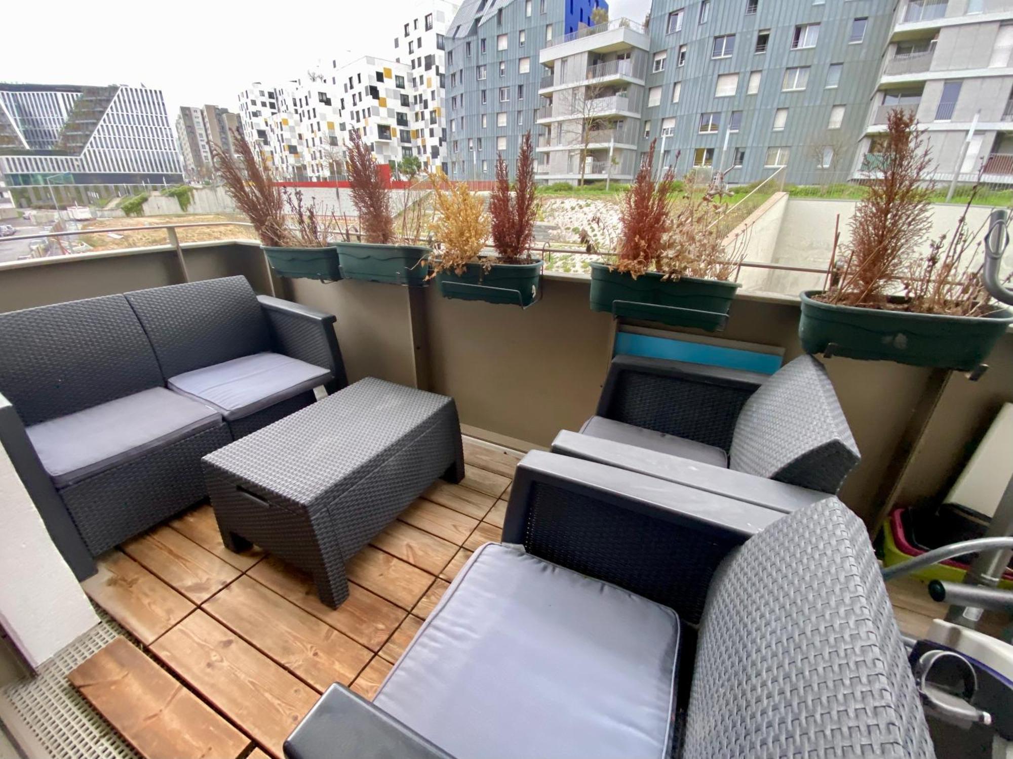 Loft Industriel A Cote De La Defense Apartman Nanterre Kültér fotó
